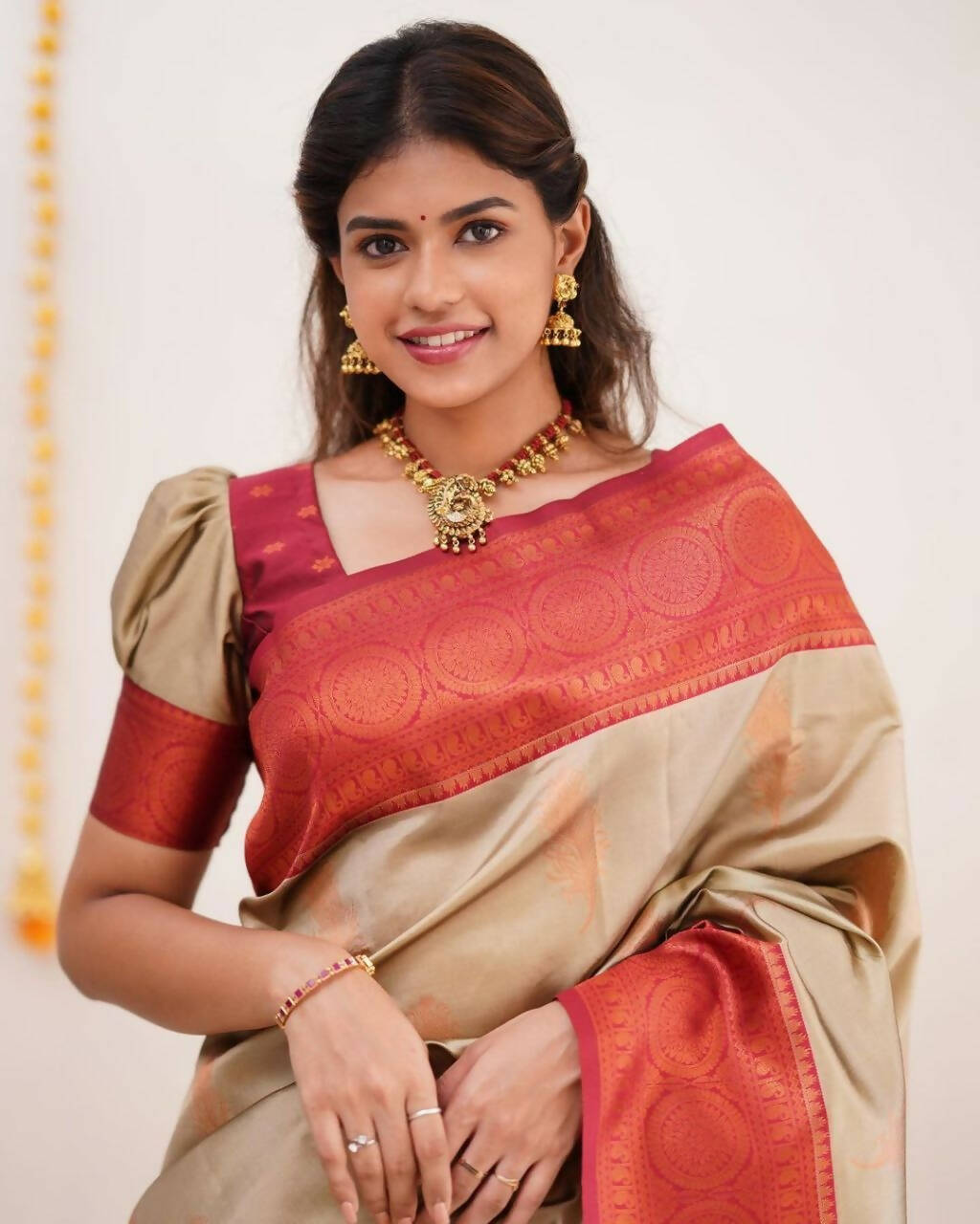 DEIANA'S Beautiful Designer Golden zari Soft Lichi Silk Saree - Cream | Grocsy