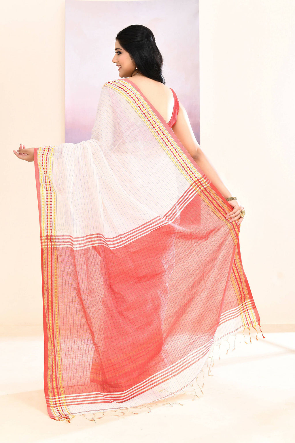 Piyari Fashion Women's White Embellished Cotton Blend Jamdani Saree | Grocsy