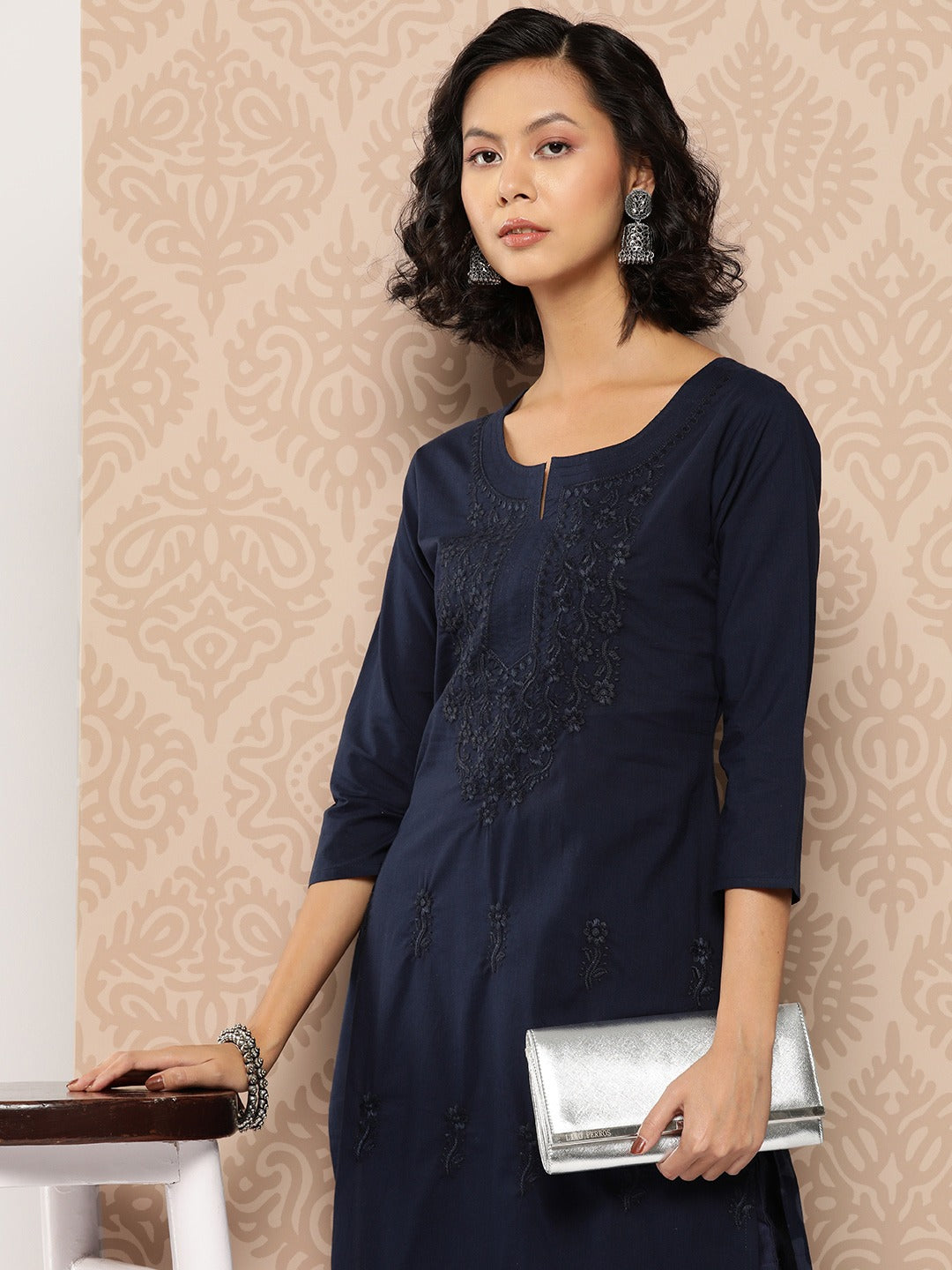 Yufta Floral Embroidered Chikankari Cotton Kurta | Grocsy