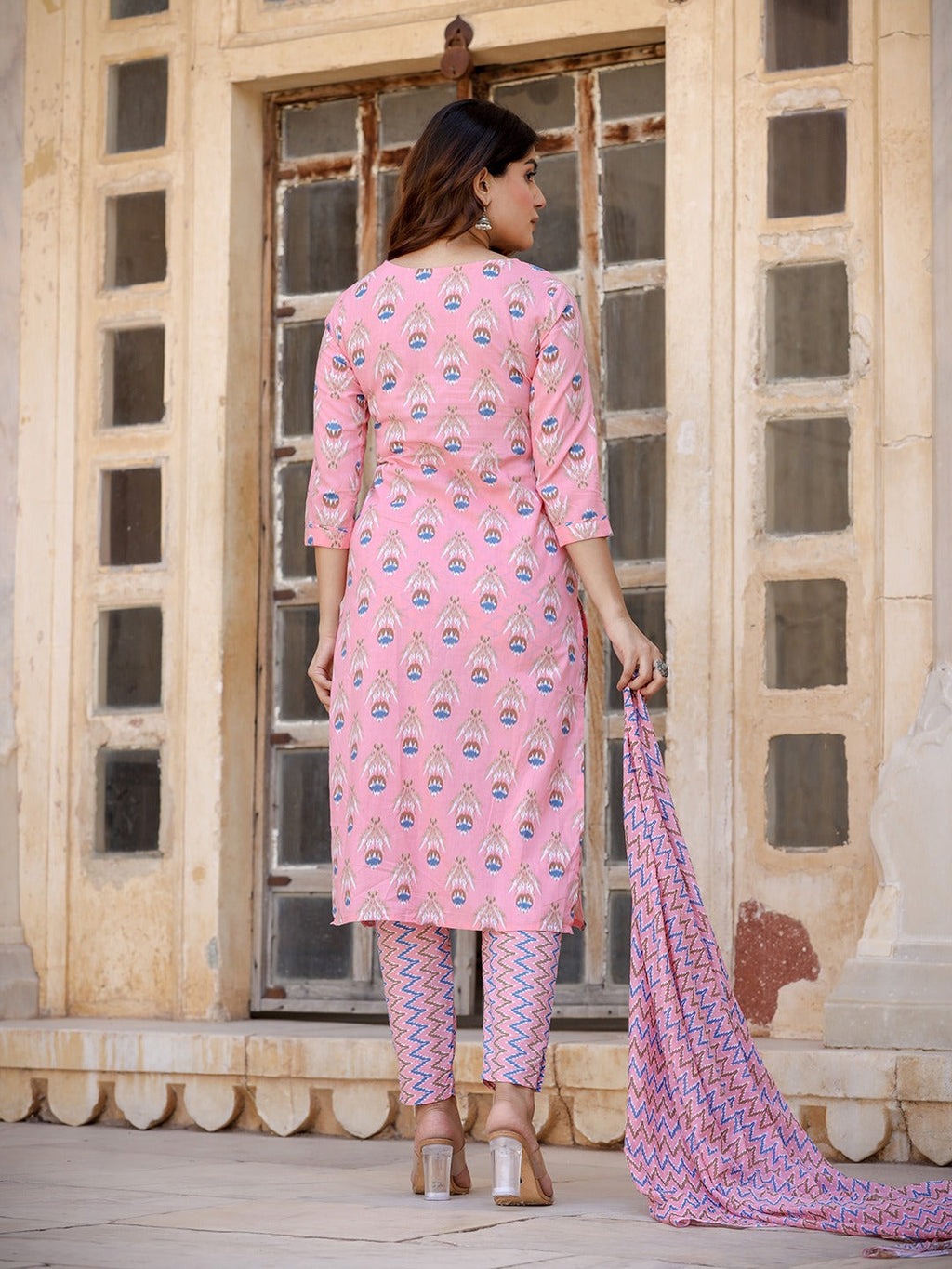 Yufta Floral Embroidered Regular Pure Cotton Kurta with Trousers & With Dupatta | Grocsy