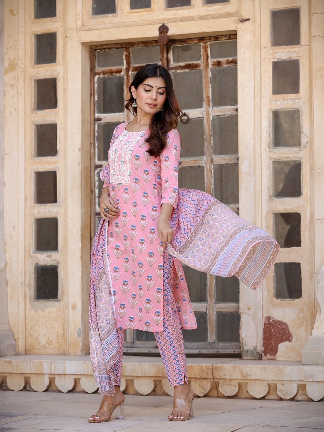 Yufta Floral Embroidered Regular Pure Cotton Kurta with Trousers & With Dupatta | Grocsy