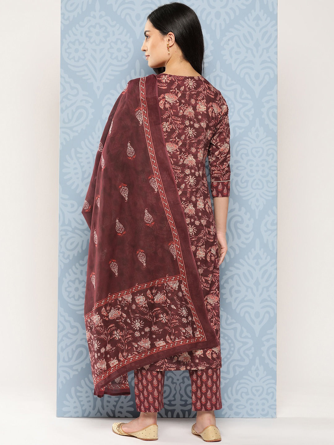 Yufta Floral Printed Regular Gotta Patti Pure Cotton Kurta with Trousers & Dupatta | Grocsy