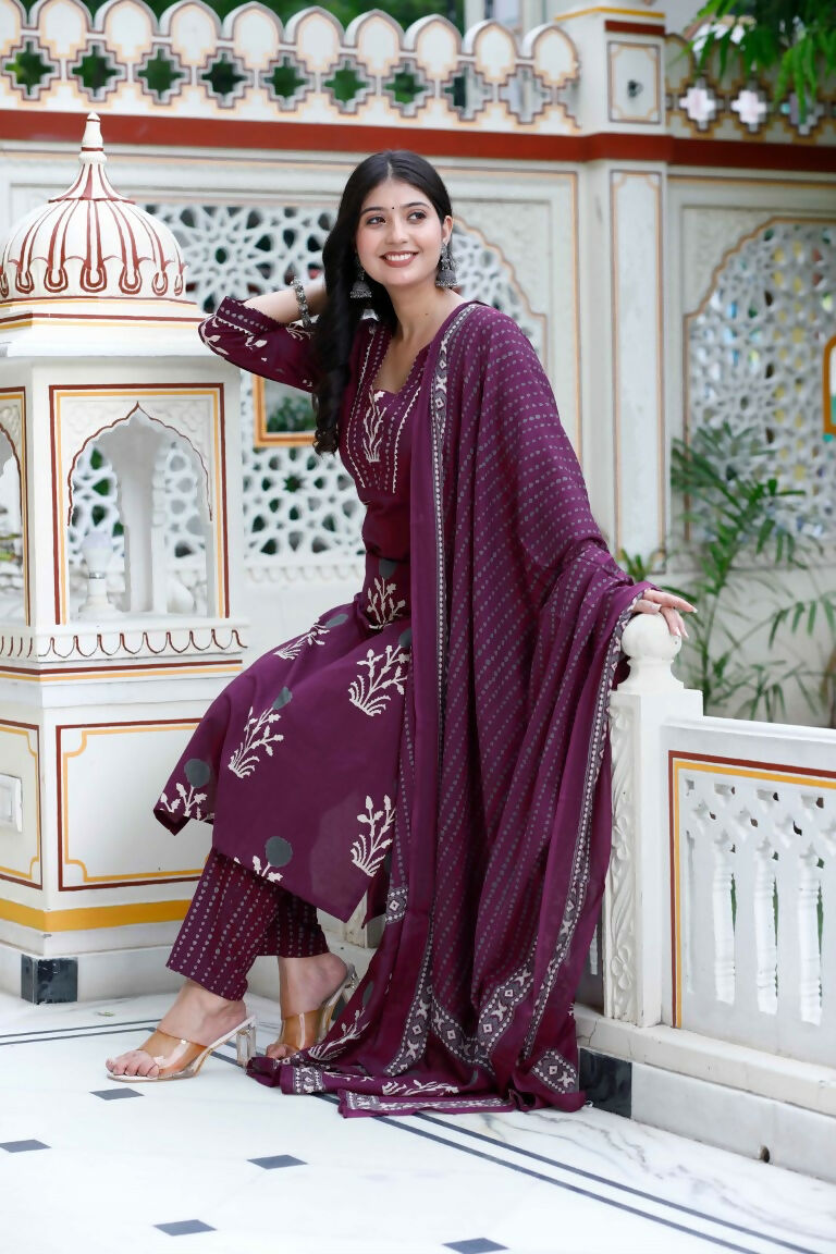 Miravan Women's Cotton Fabric Purple Kurta With Palazzo And Dupatta | Grocsy