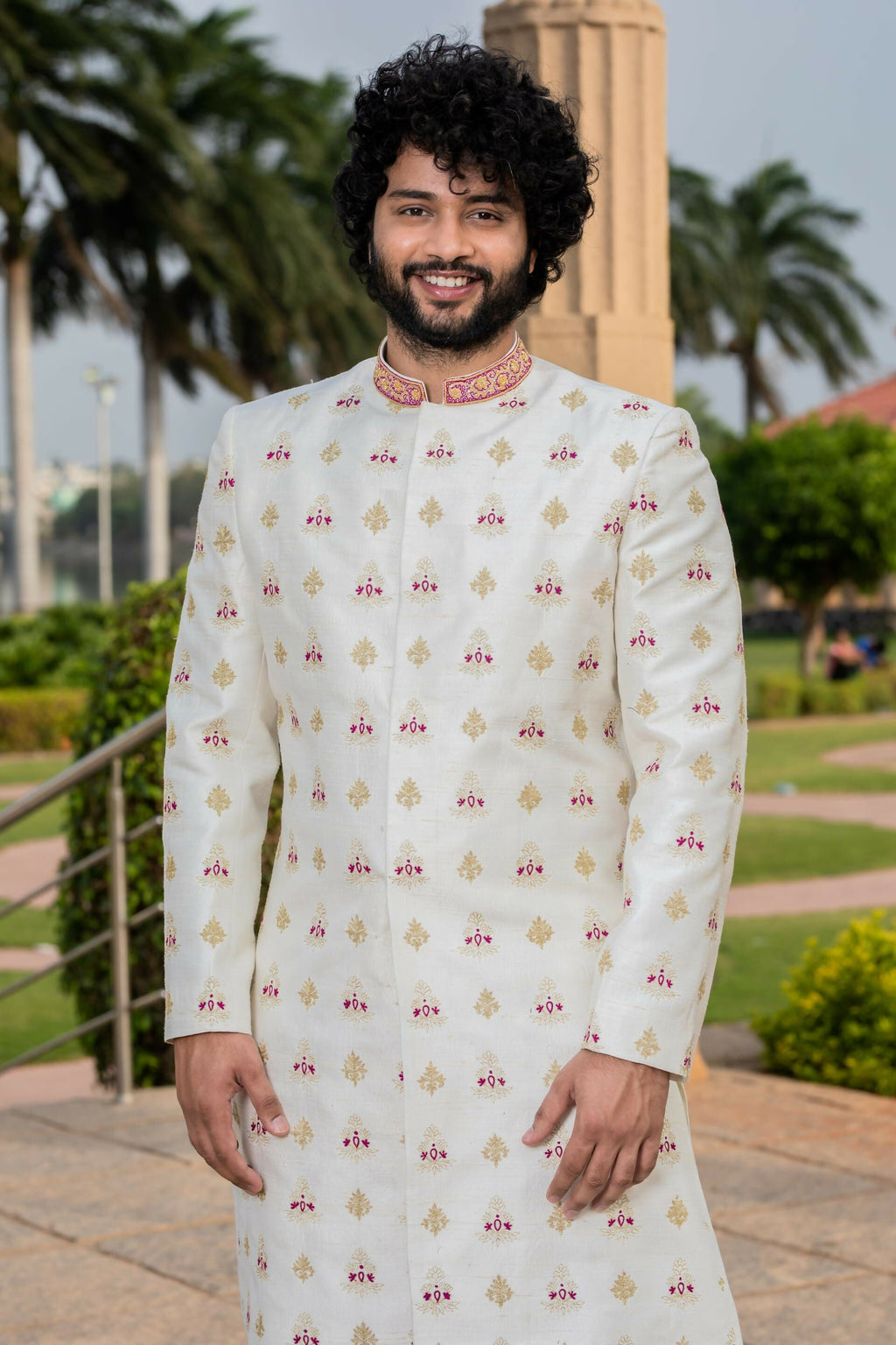 Irenic White Sherwani Set by Hilo Design | Grocsy