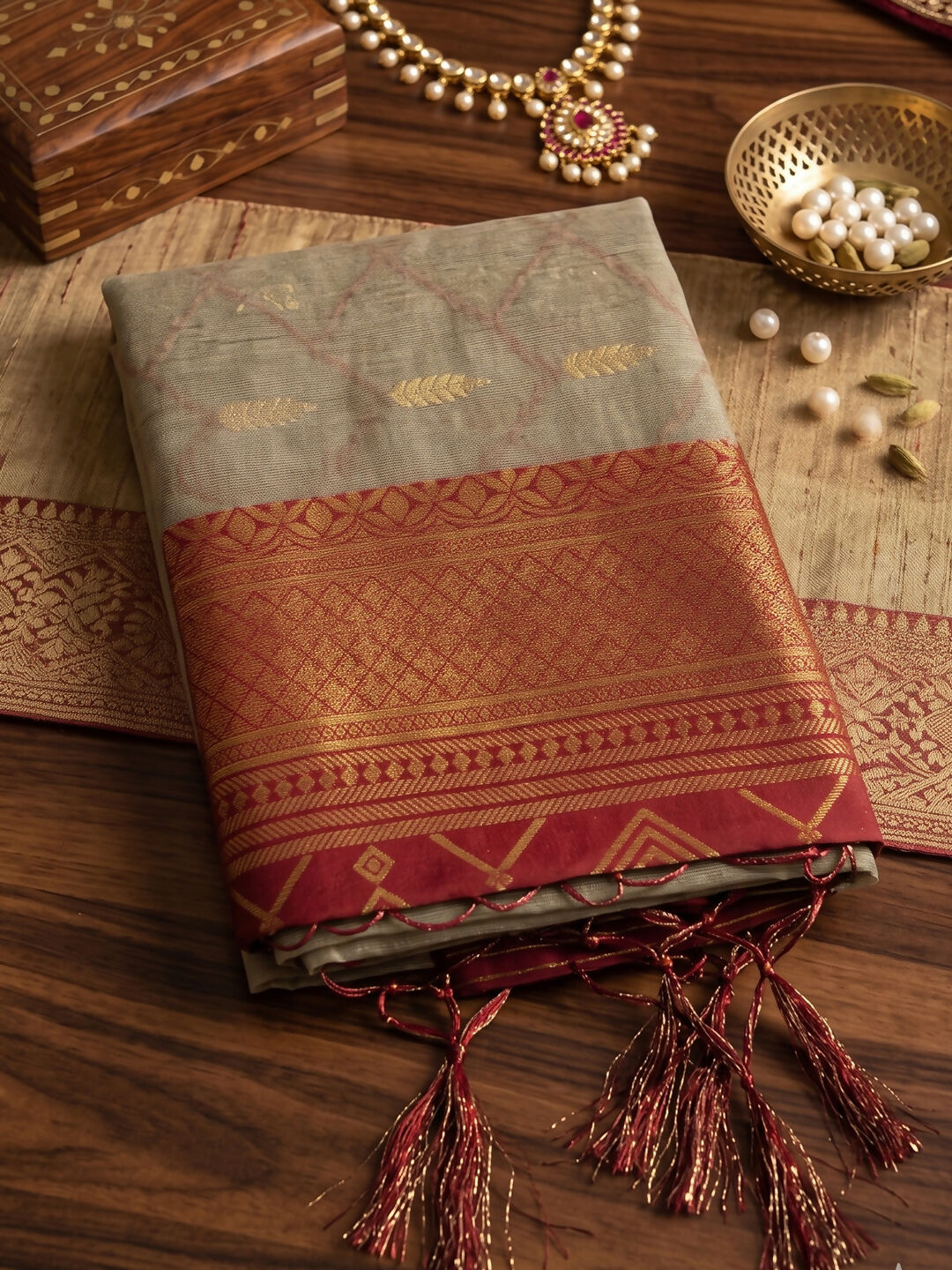 Shree Shyam Fashion Chiku With Red Cotton Saree | Grocsy
