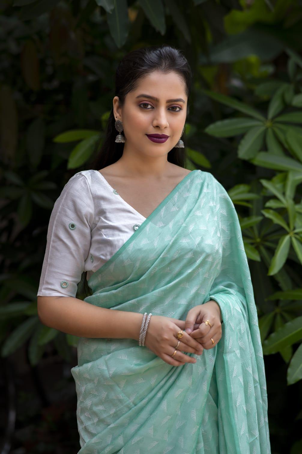 Green Poly Georgette Woven Design Saree with Unstitched Blouse - A2M | Grocsy