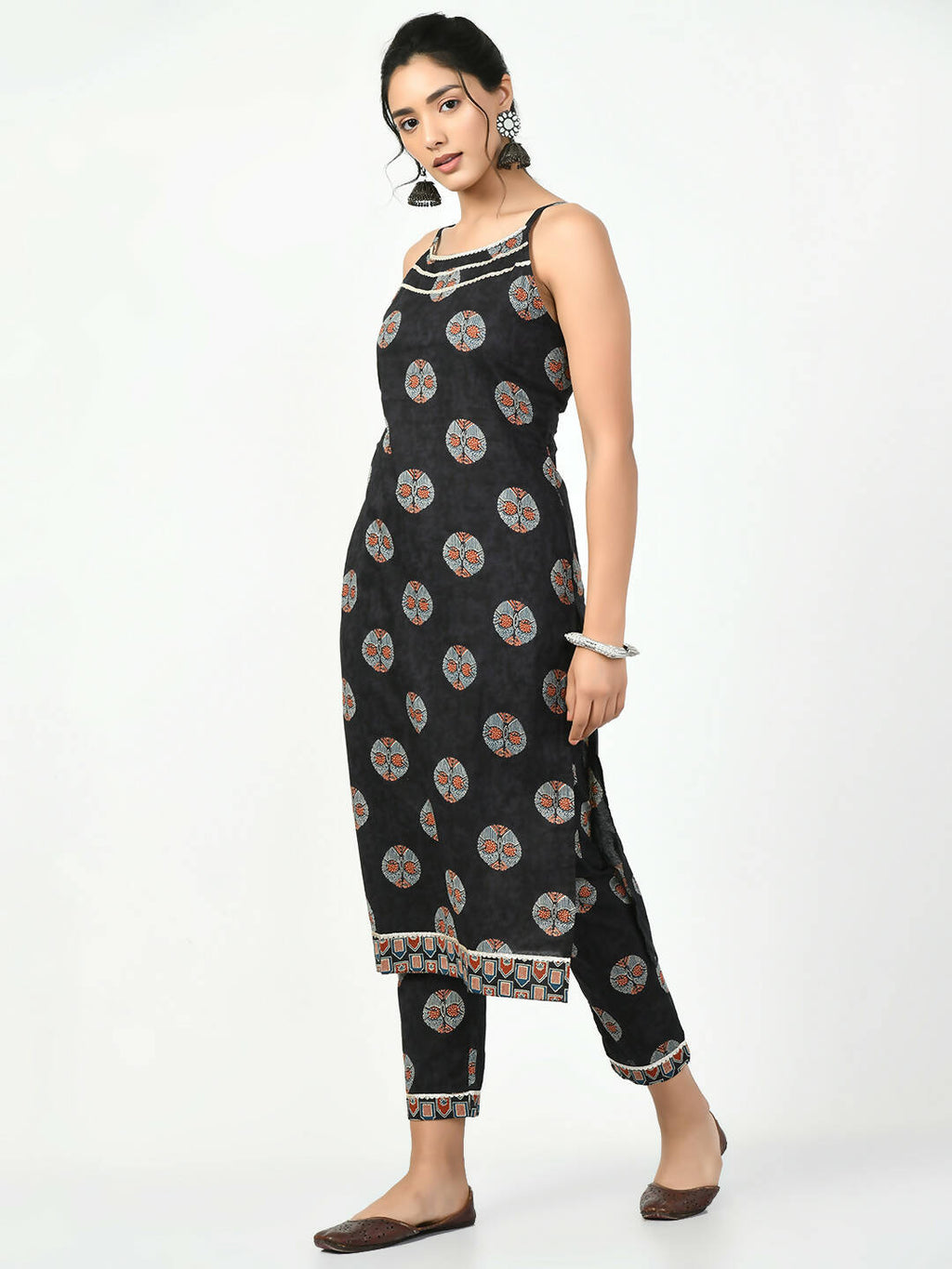 Myshka Women's Black Printed Kurta With Trouser | Grocsy