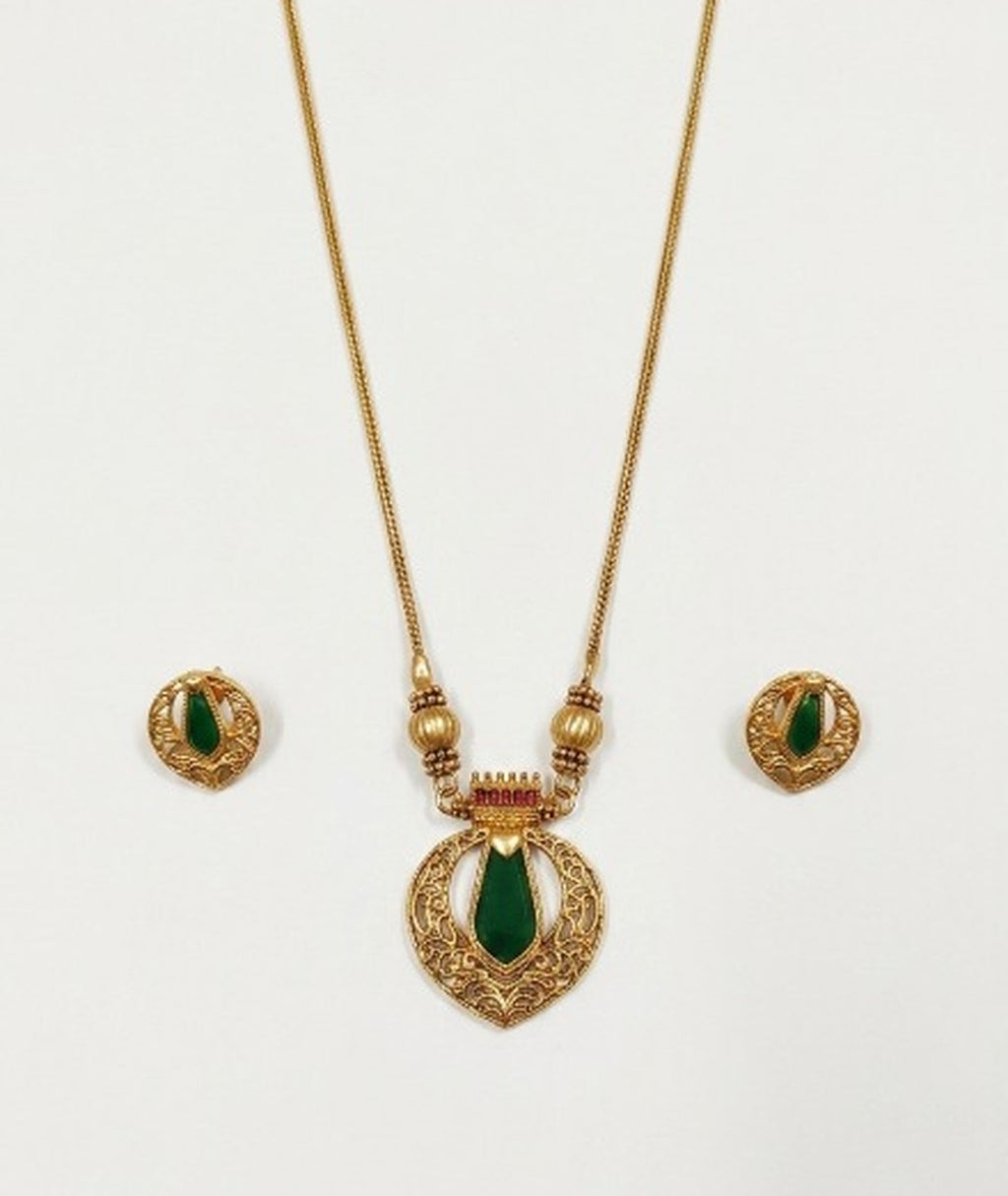 Jewel City Traditional Gold-Plated Emerald Green Pendant Necklace Set | Grocsy