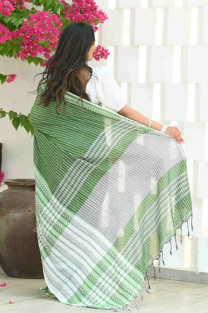 Beatitude Green Cotton Tanchori Handloom Saree | Grocsy
