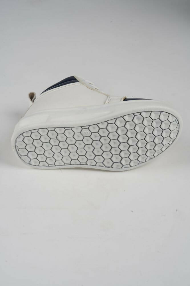 Tiny Bugs For Boys & Girls Mid Top Sneakers - White & Blue | Grocsy