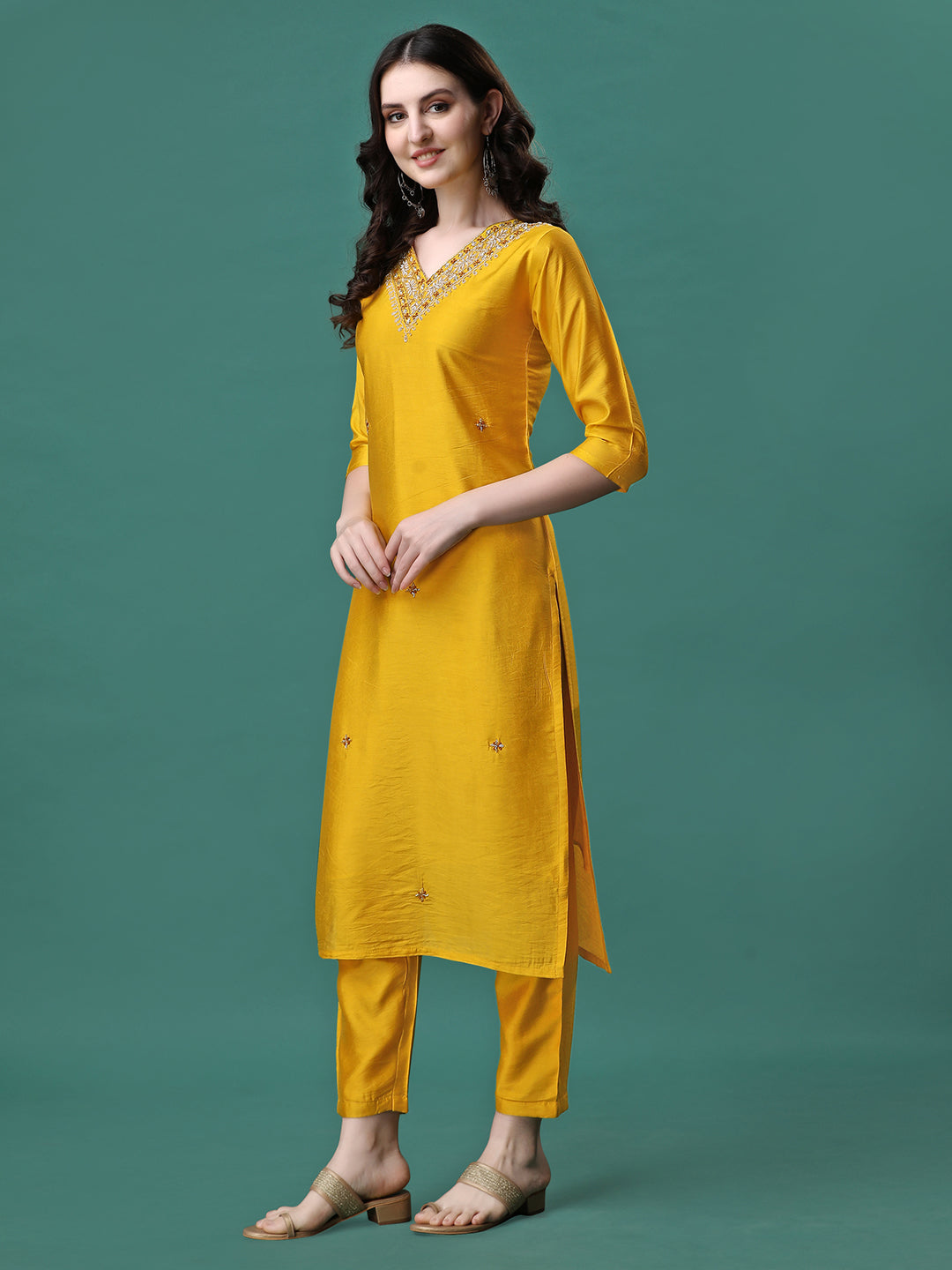 Hand Embroidered Kurta With Pant & Embroidered Dupatta, Multicolor - Hiral Fashion | Grocsy