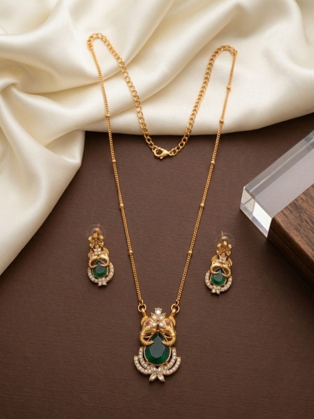 Jewel City Temple Jewelry Set With Emerald Green Stone Pendant & Drop Earrings | Grocsy
