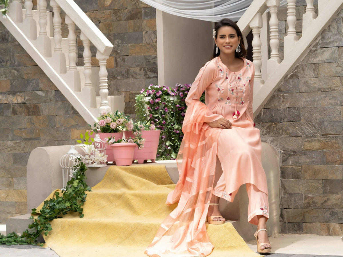 Peach Roman Silk Plain Kurta with Pant & Dupatta - Disha | Grocsy