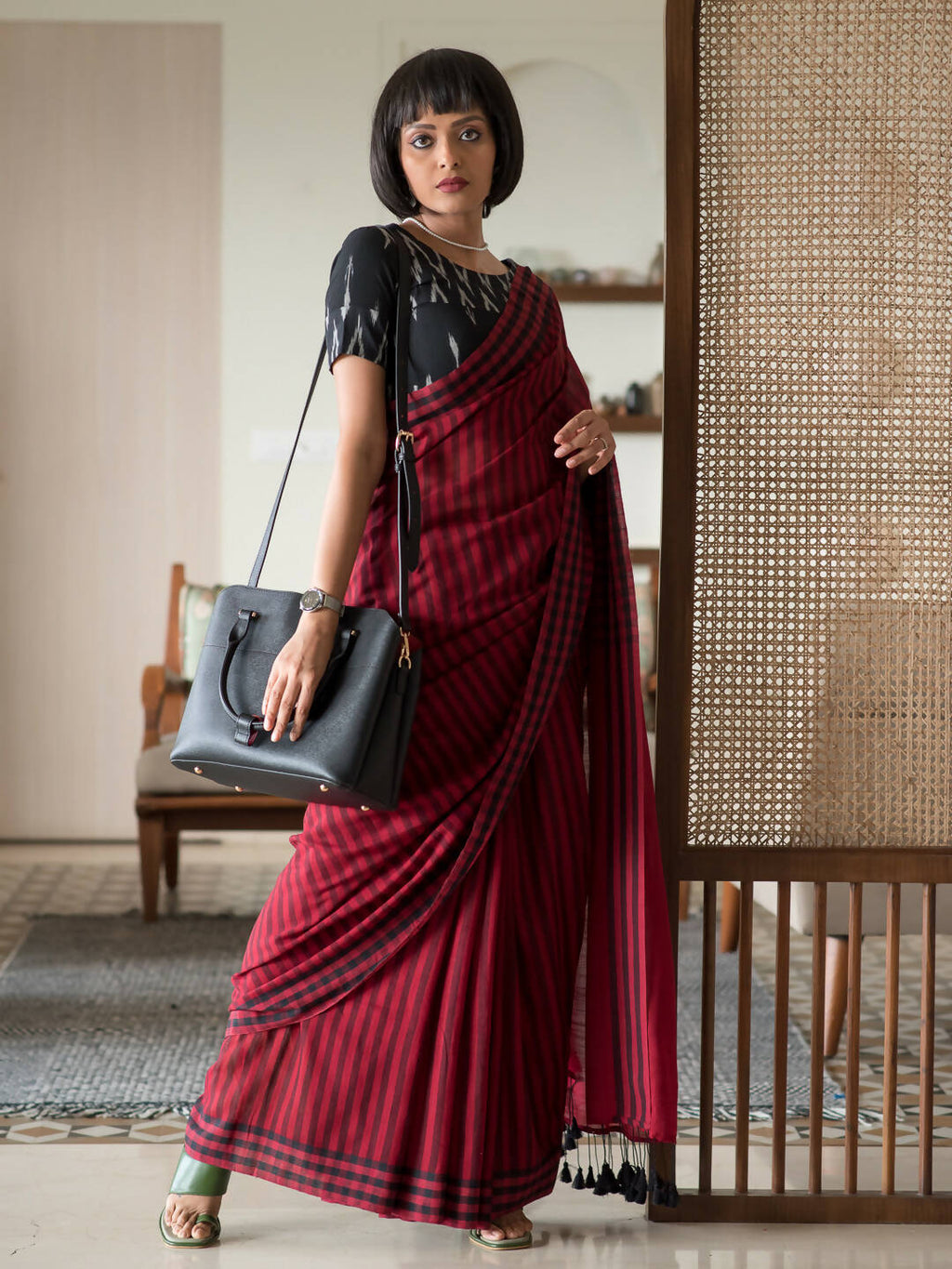 Suta Maroon Woven Design Pure Cotton Saree | Grocsy
