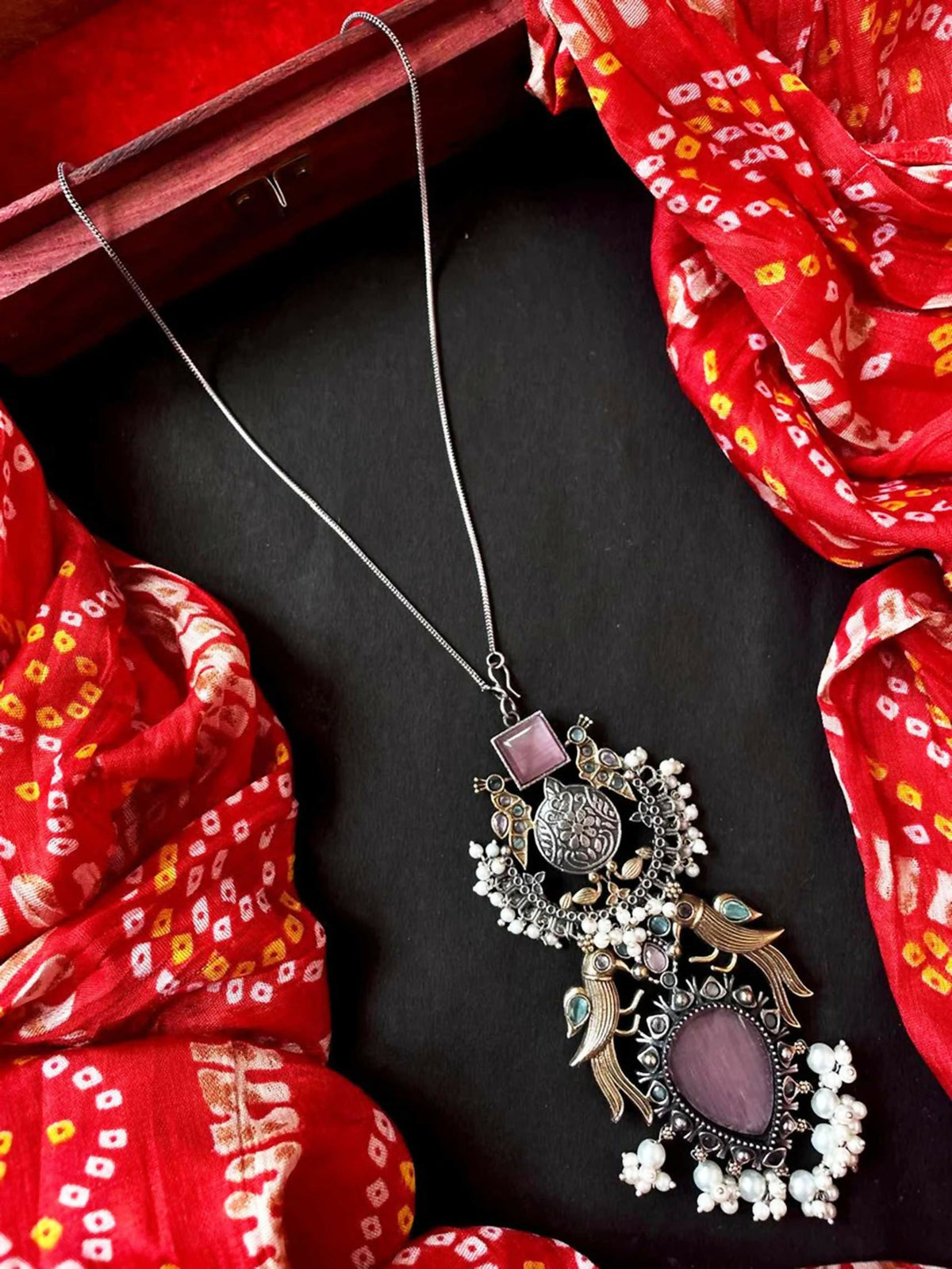 Joban Fashion Onion Pink Brass Monalisa Stone Dual Tone Beaded Pendant Chain Necklace | Grocsy