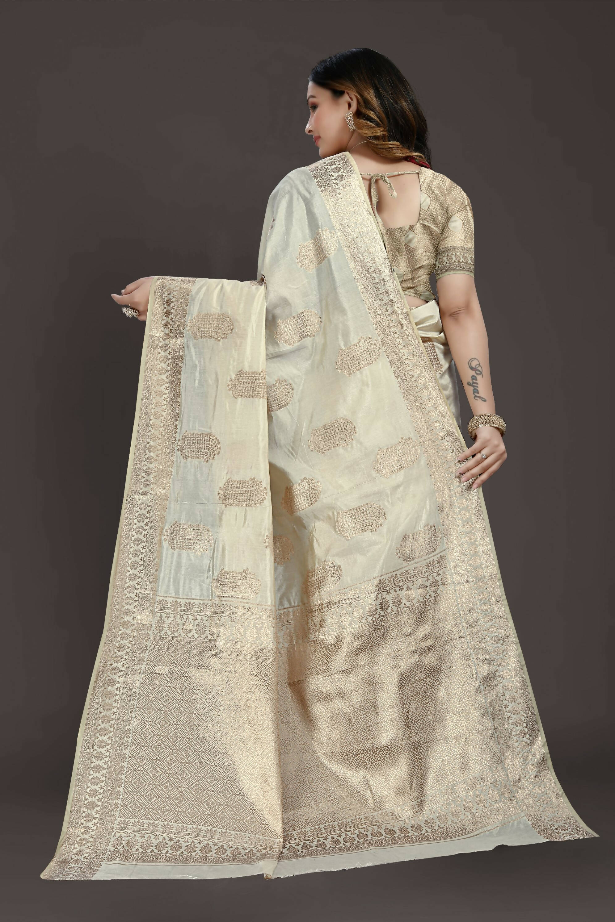 Off White Pure Raw Silk Zari Woven Saree with Unstitched Blouse Piece - Alisha | Grocsy