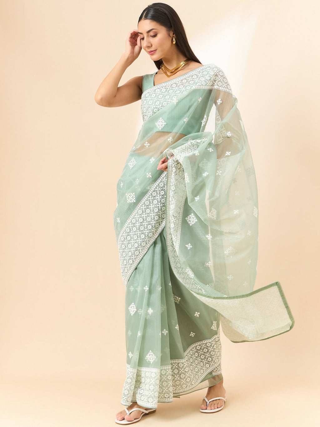 Green Organza Geometric Embroidered Saree with Unstitched Blouse Piece - Roozal | Grocsy
