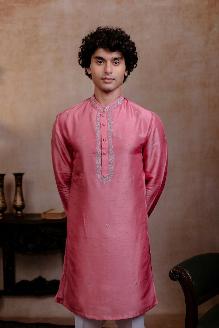 Falling Raw Silk Pink Prism Motif Kurta Set By Hilo Design | Grocsy