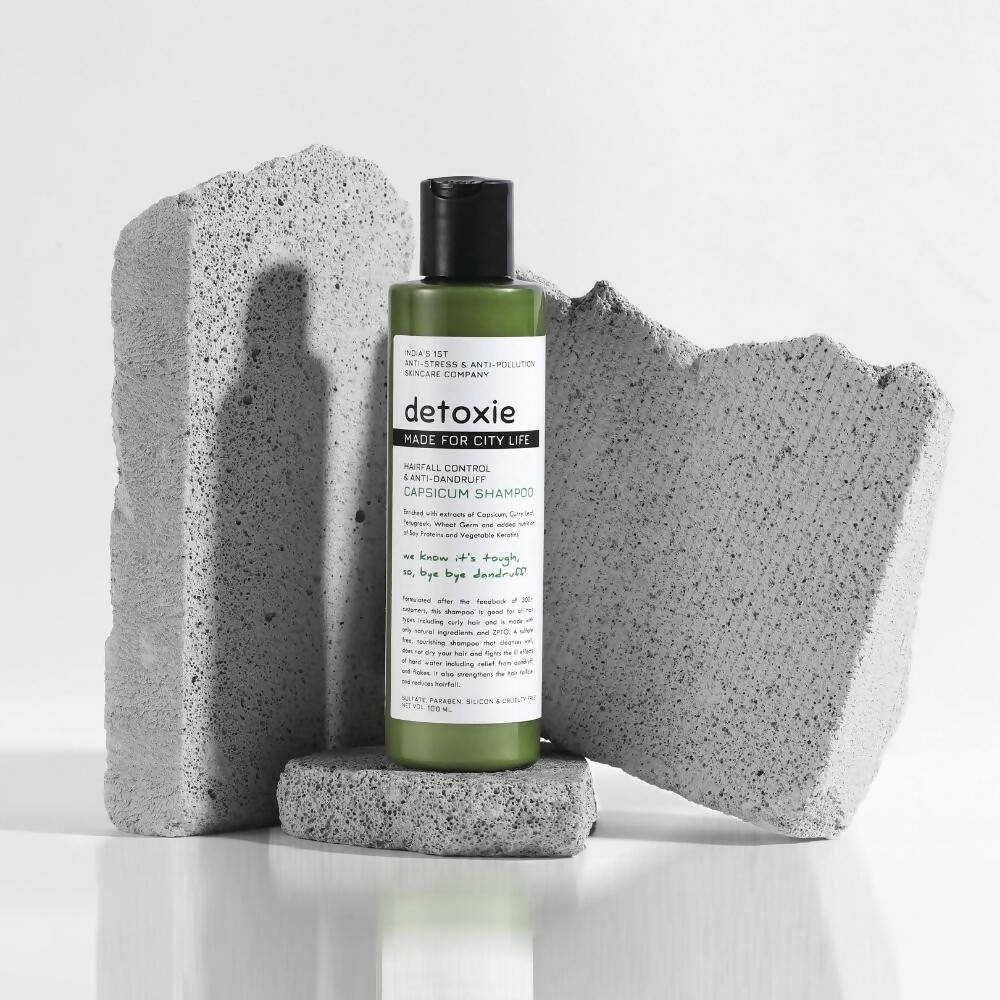 Detoxie Hairfall Control & Anti-Dandruff Capsicum Shampoo | Grocsy