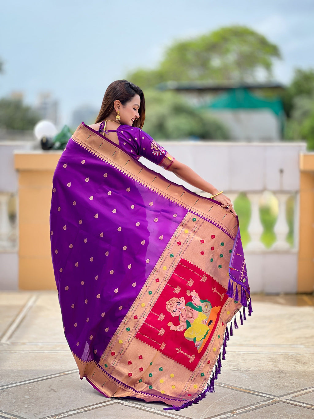 Vedant Vastram Soft Litchi Silk Paithani Jacquard Saree - Purple | Grocsy