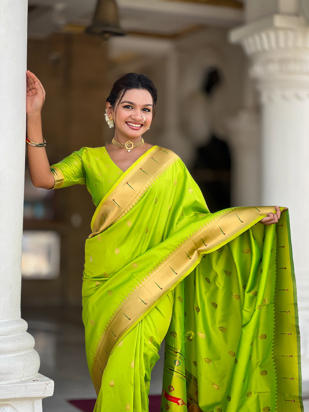 Vedant Vastram Soft Litchi Silk Paithani Jacquard Saree - Parrot | Grocsy