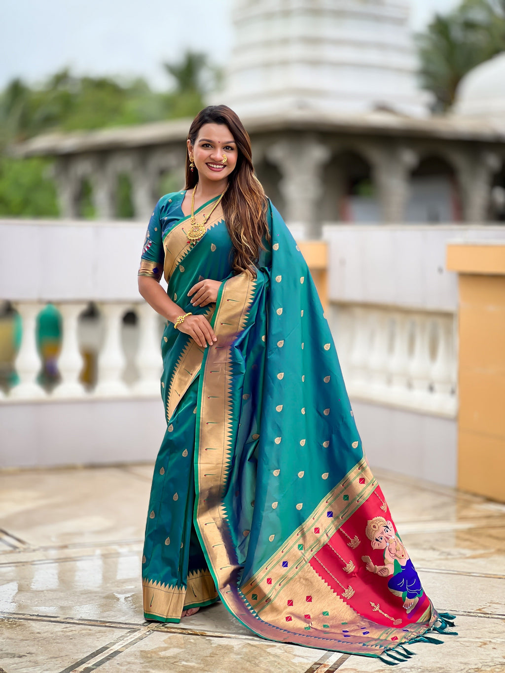 Vedant Vastram Soft Litchi Silk Paithani Jacquard Saree - Rama | Grocsy