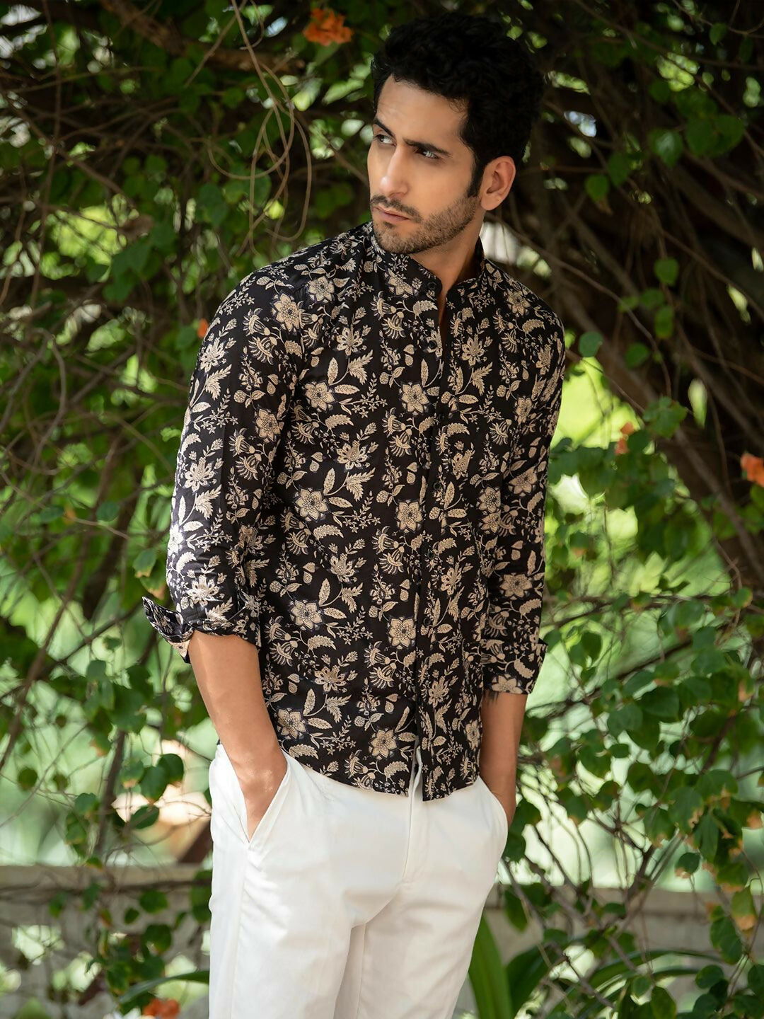 Miravan Men's Cotton Black Floral Printed Full Sleeve Slim Fit Shirt | Grocsy