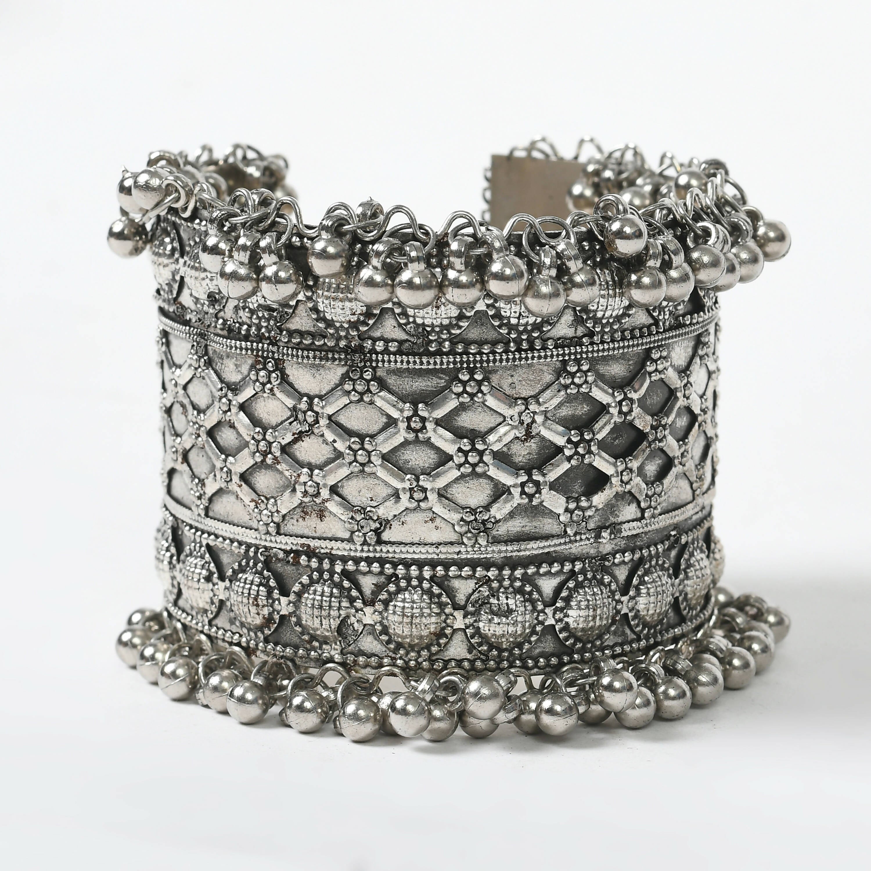 Mominos Fashion Joharkamal Oxidised Silver-Plated Ghungroo Handcraft Bracelet - Design 023