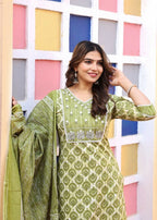 Alvano Printed 3Pcs Straight Kurti with Pant and Dupatta set for women and Girls Rayon (Light Green) | Grocsy