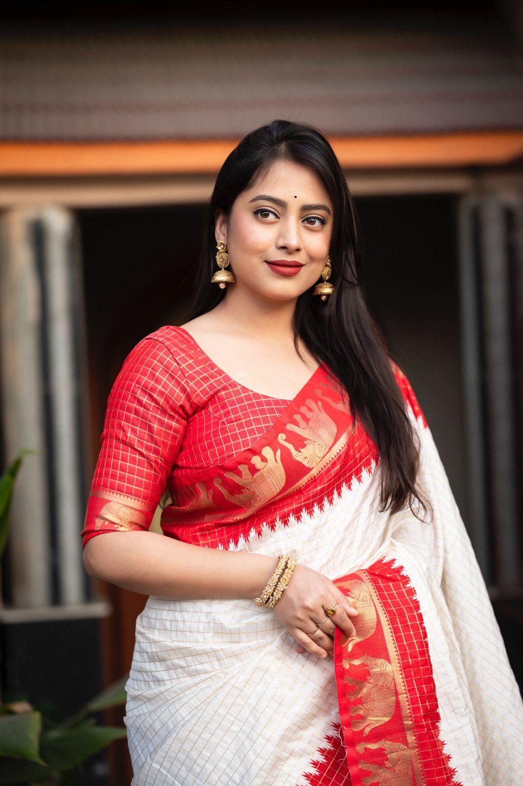 Red Silk Zari Woven Saree with Unstitched Blouse - Hiral Fashion | Grocsy