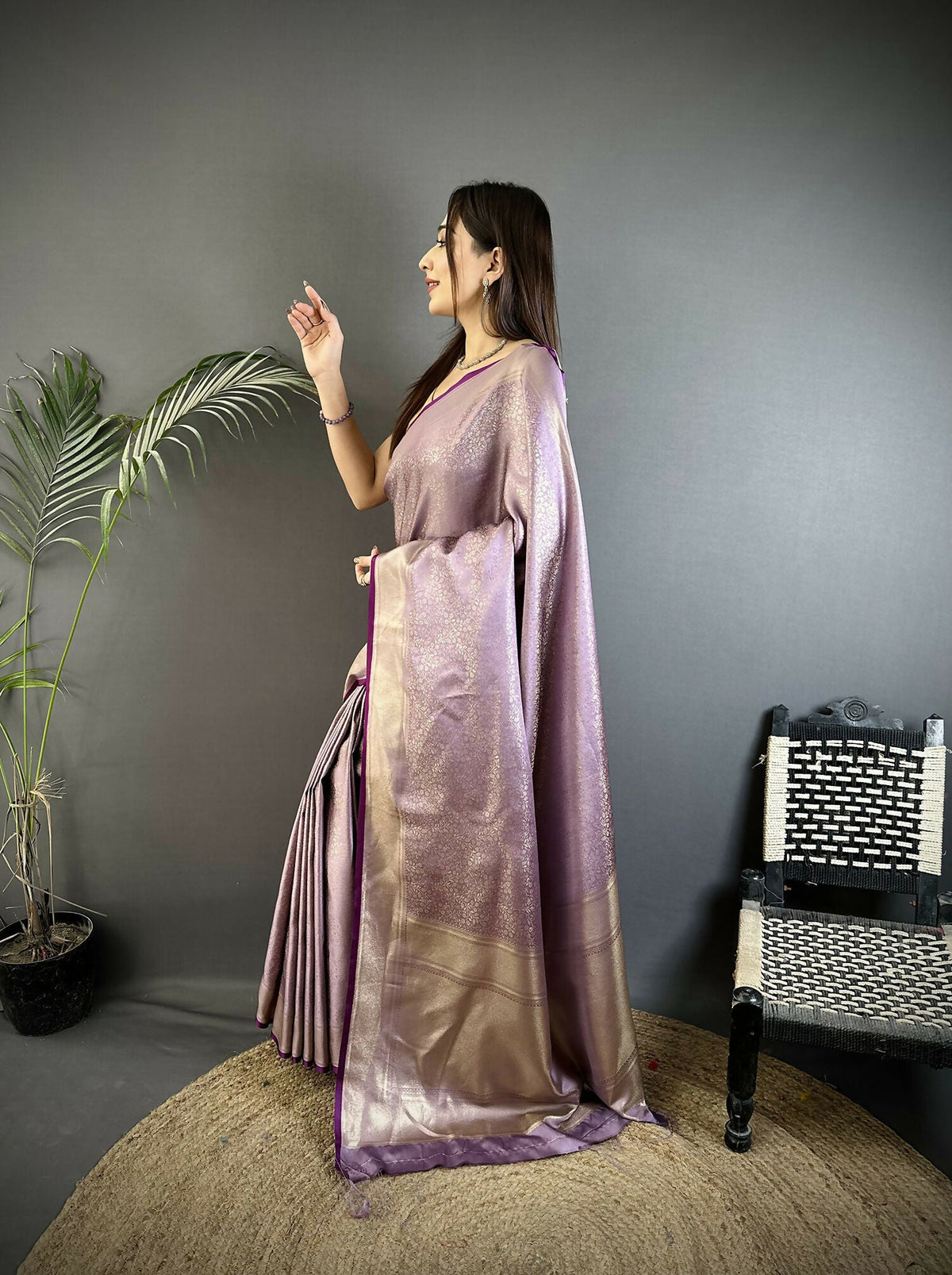 Joban Fashion Lavender Floral Motifs & Ethnic Design Soft Satin Silk Kanchipuram Saree | Grocsy