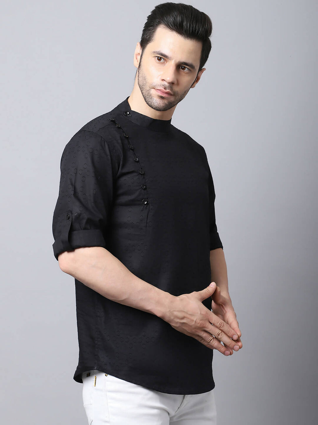 Even Apparels Black Pure Cotton Men's Kurta With Side Placket | Grocsy