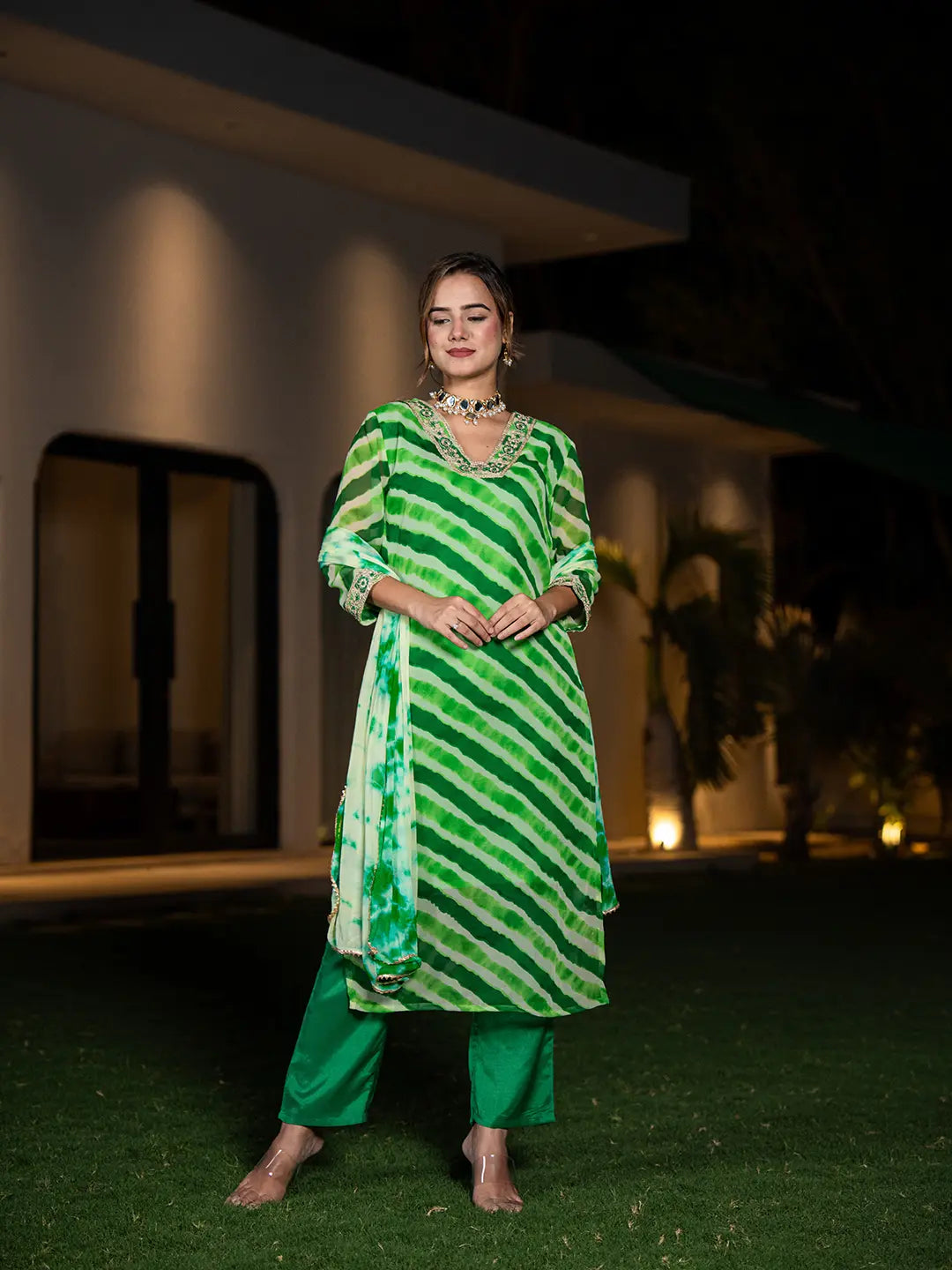Yufta Green Leheriya Print Poly Georgette Straight Suit Set | Grocsy