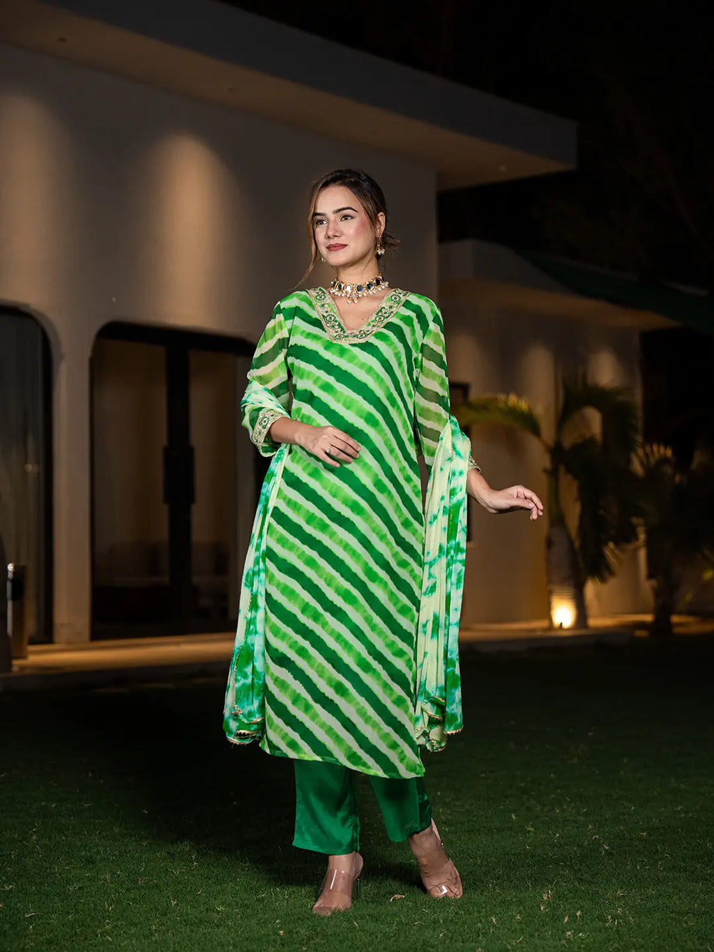 Yufta Green Leheriya Print Poly Georgette Straight Suit Set | Grocsy