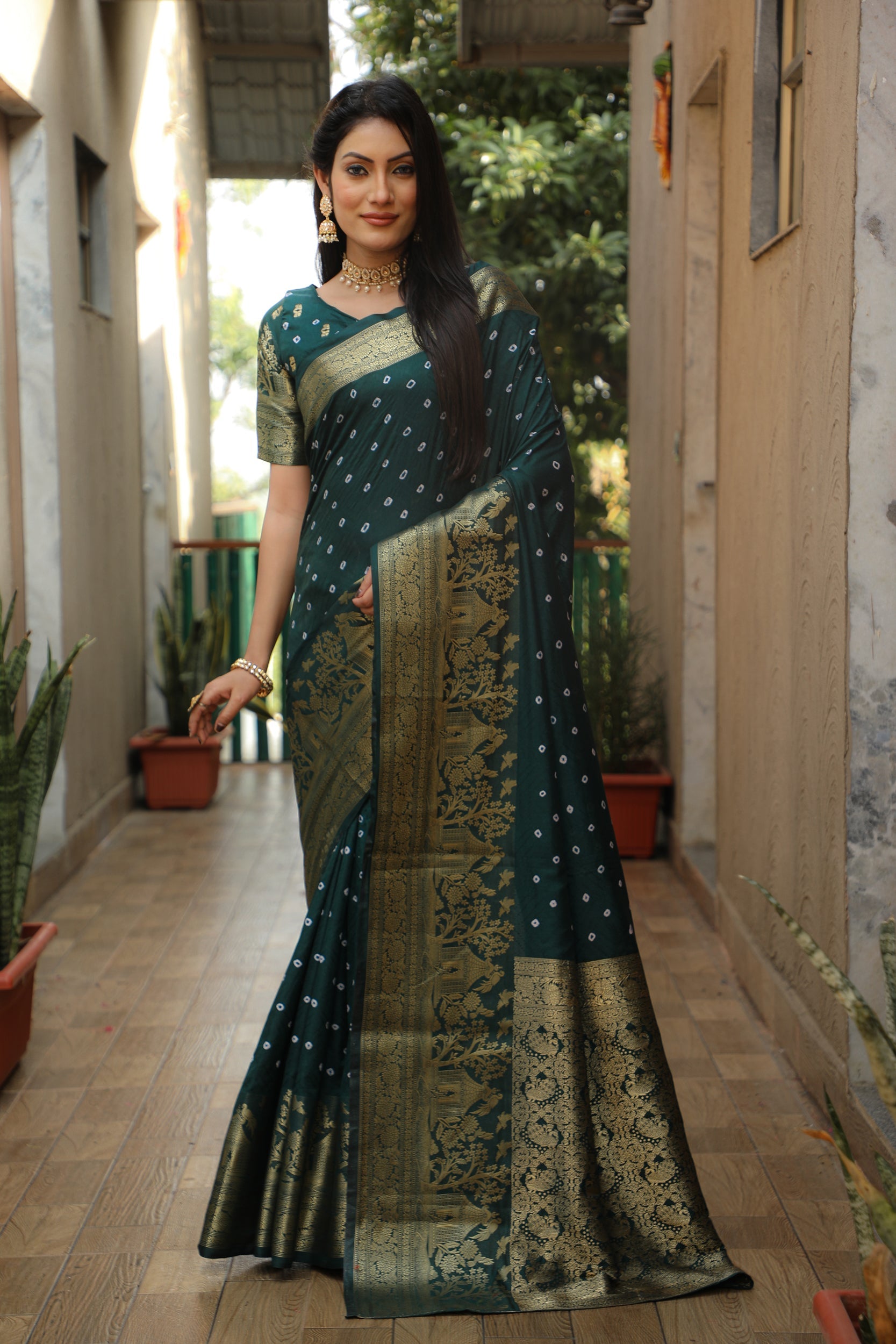 Lorenvalley Premium Pure Handmade Bandhej Kanjivaram silk saree with Zari Weaving Rich Pallu saree - Green | Grocsy