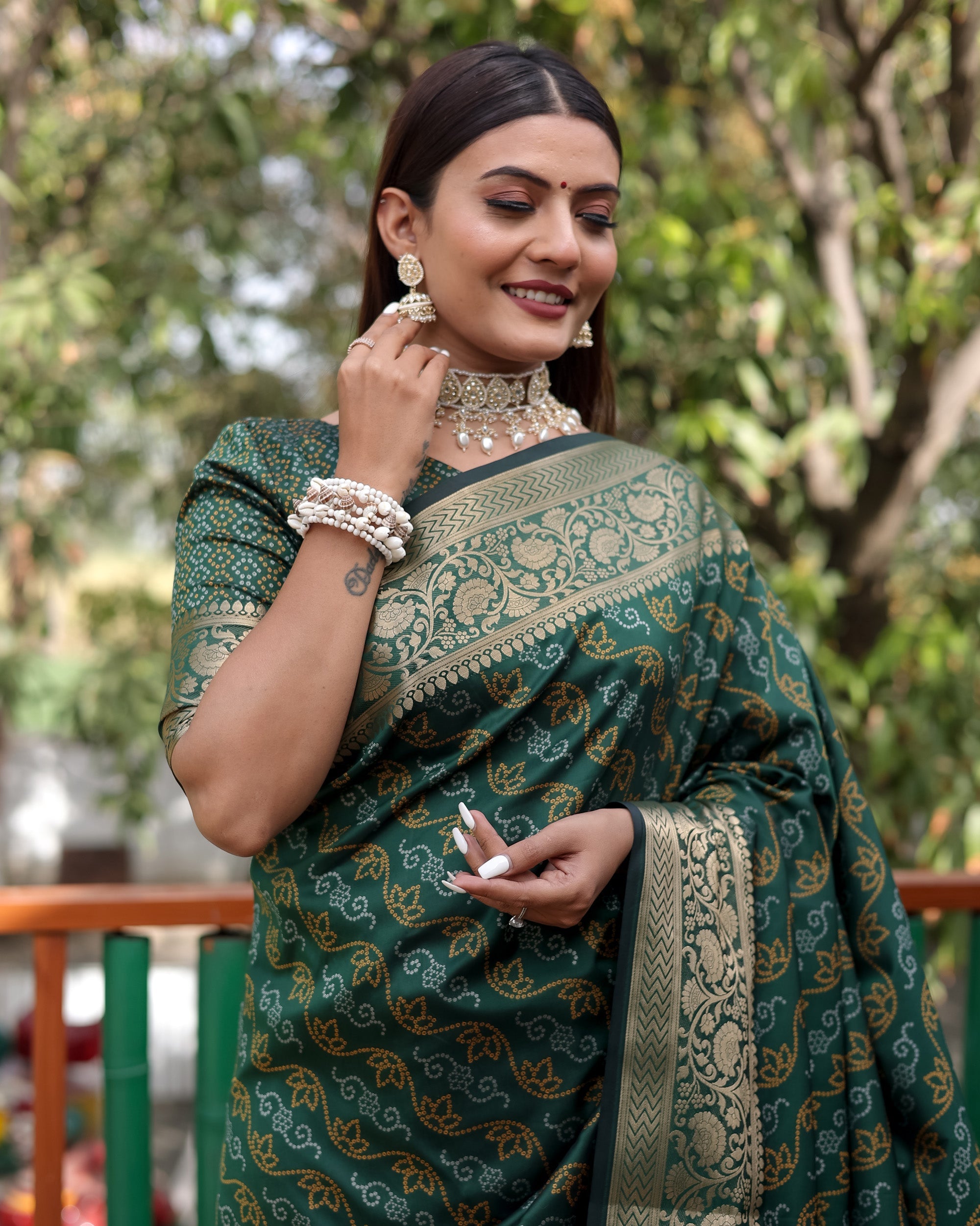 Lorenvalley Premium Bandhej Patola Silk Sarees with kanchi Borders and Contrast Zari Weaving borders Saree - Green | Grocsy