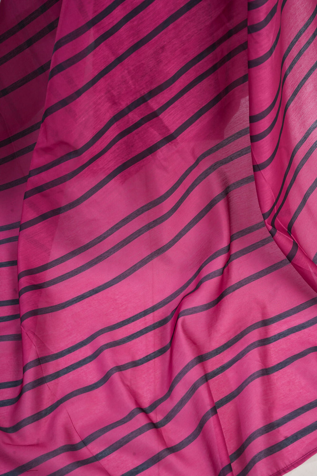 Vastranavya Magenta Digital Printed Linen Ready To Wear Designer Saree with Unstitched Blouse | Grocsy