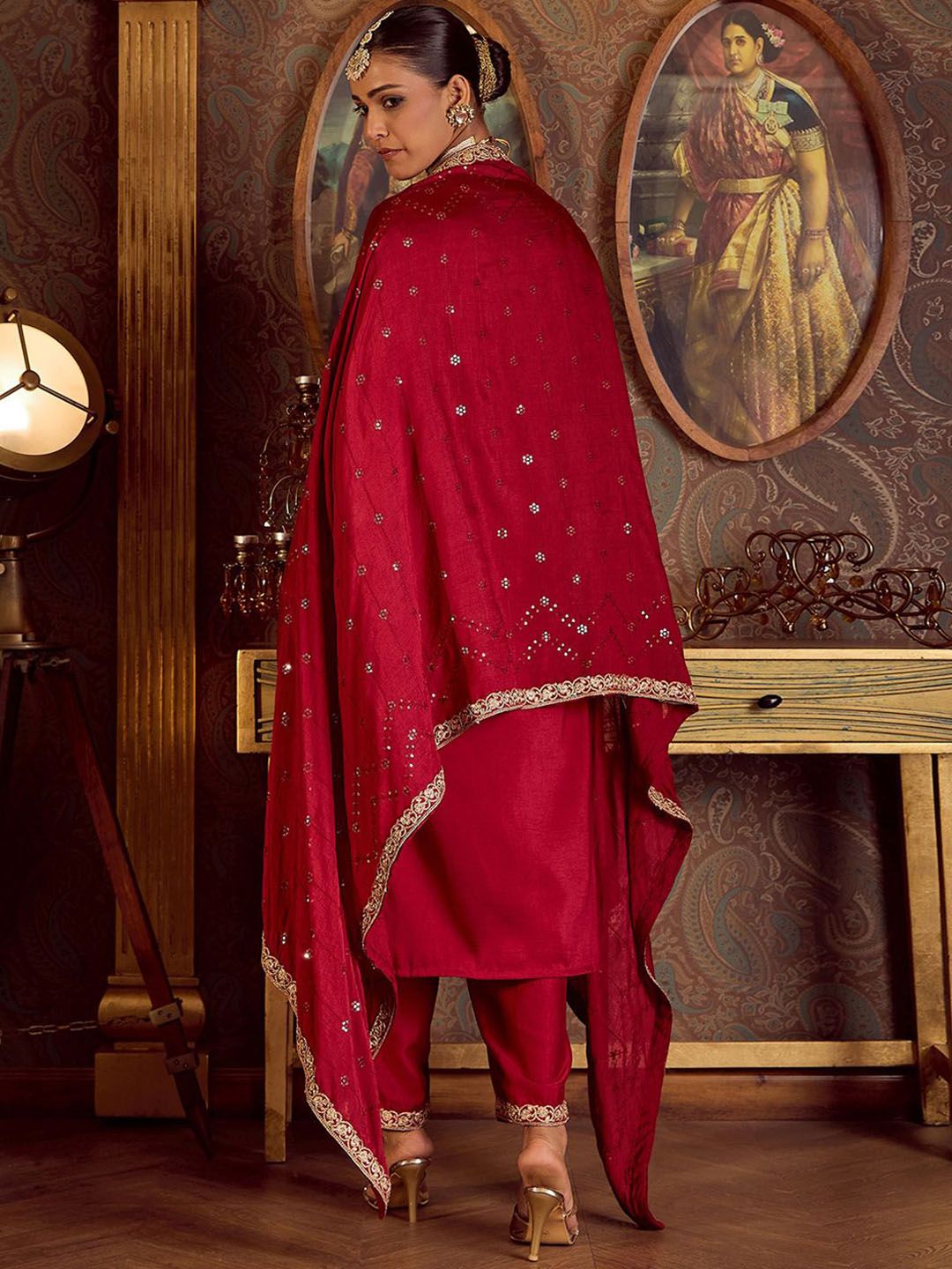 Indo Era Ethnic Floral Embroidered Zari Work Detail Regular Sleeves Round Neck Kurta Set | Grocsy