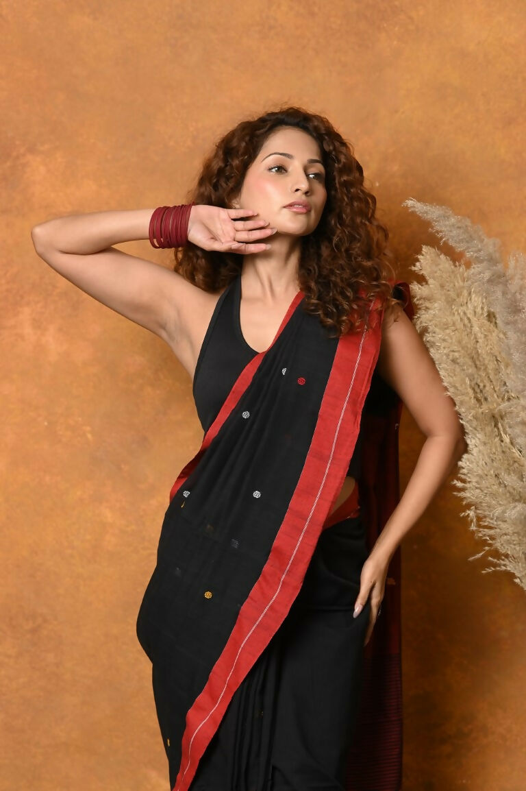 Very Much Indian Pure Cotton Handloom Saree with Buttis & Sleek Border - Black | Grocsy