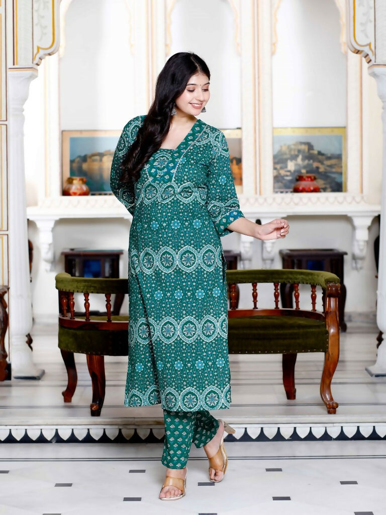 Miravan Women's Cotton Green Floral Printed Straight Pakistani Style Kurta And Palazzo Set | Grocsy