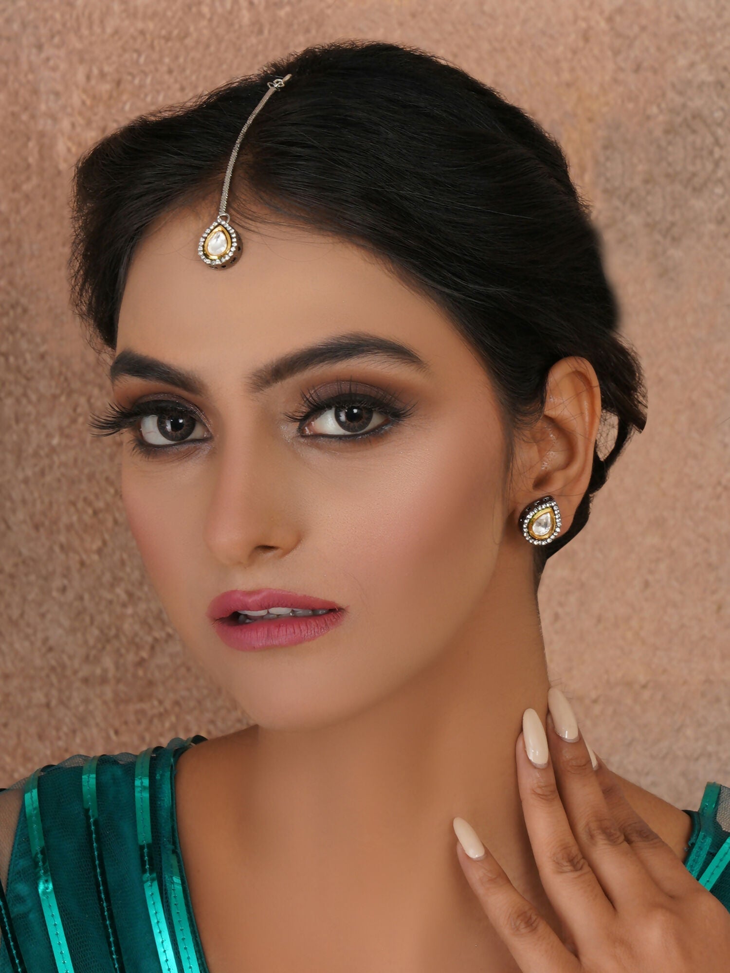 Dual Tone Kundan Maang Tikka with Earrings Jewellery Set (silver) - Ruby Raang | Grocsy