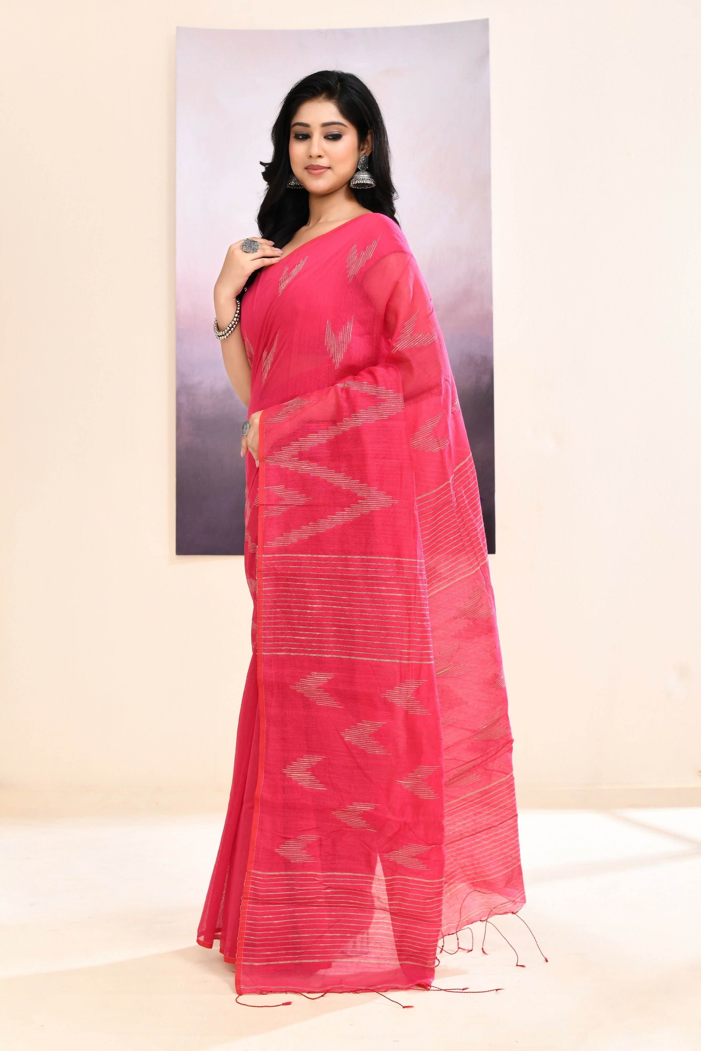 Piyari Fashion Women's Pink Embellished Cotton Blend Jamdani Saree | Grocsy