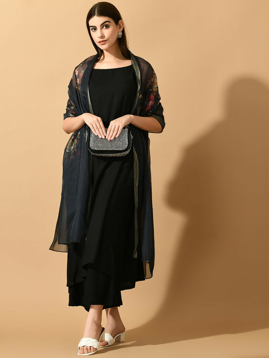 Myshka Women's Black Solid Party Kurta Sets | Grocsy