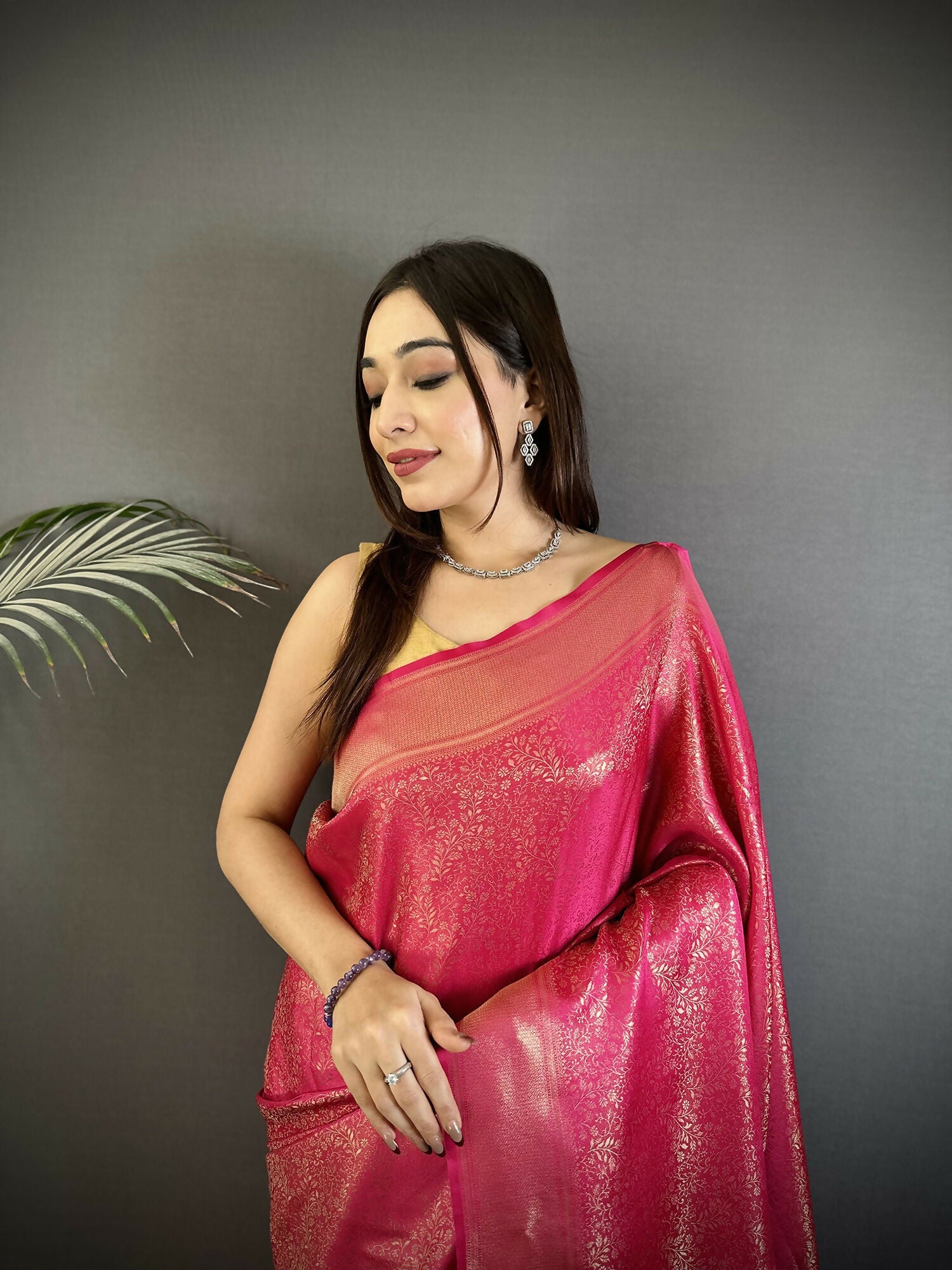 Joban Fashion Pink Floral Motifs & Ethnic Design Soft Satin Silk Kanchipuram Saree | Grocsy