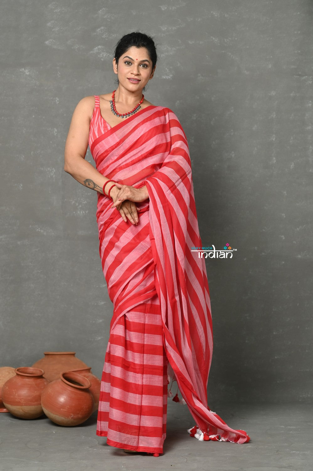 Very Much Indian Designer! High Quality Pure Mul Cotton Handloom Saree - Red | Grocsy