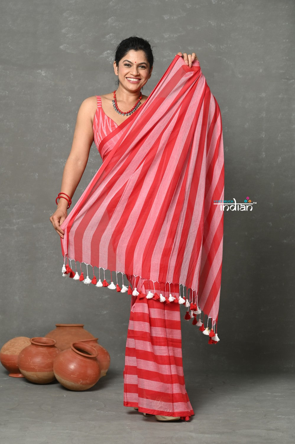 Very Much Indian Designer! High Quality Pure Mul Cotton Handloom Saree - Red | Grocsy