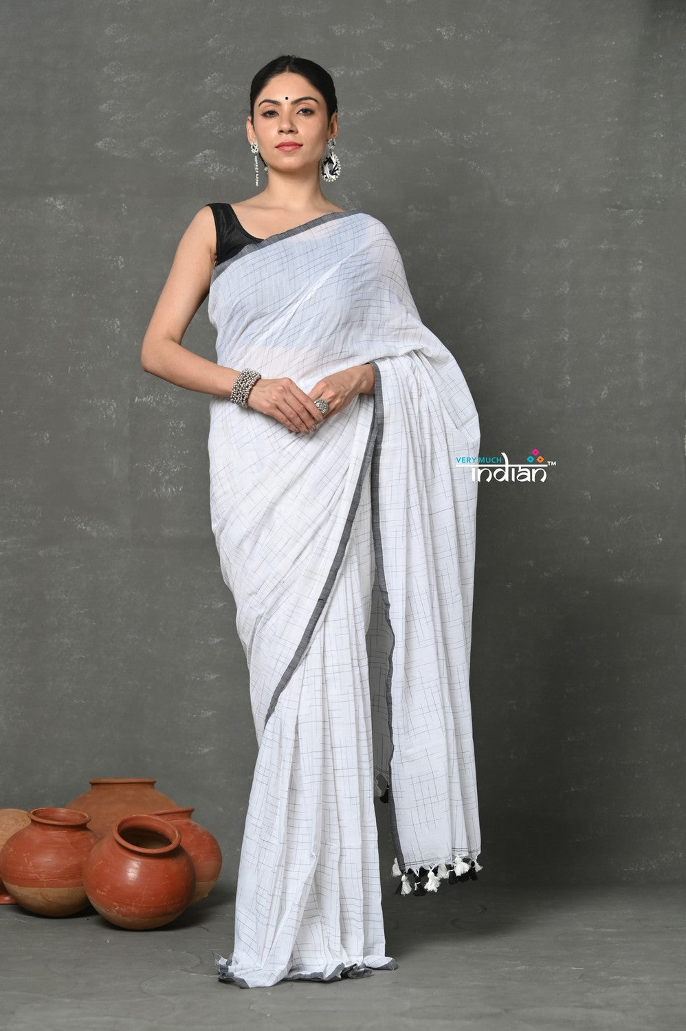 Very Much Indian Tyohaar - Mul Cotton Khadi Design Handloom Woven Saree - White | Grocsy