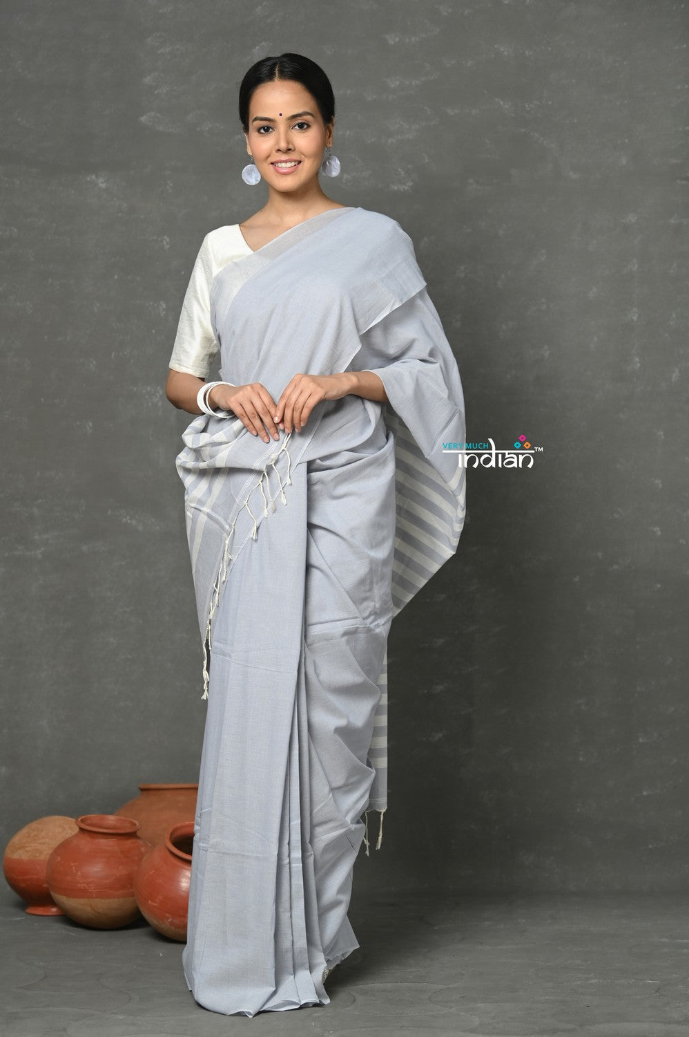 Very Much Indian Tyohaar - Pure Mul Cotton Handloom Saree - Grey | Grocsy