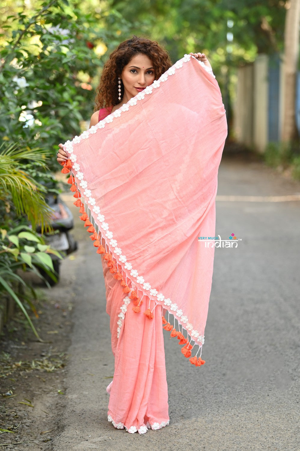 Very Much Indian Taapsee - Designer! Pure Mul Cotton Saree with Sleek Border - Heavy Peach | Grocsy