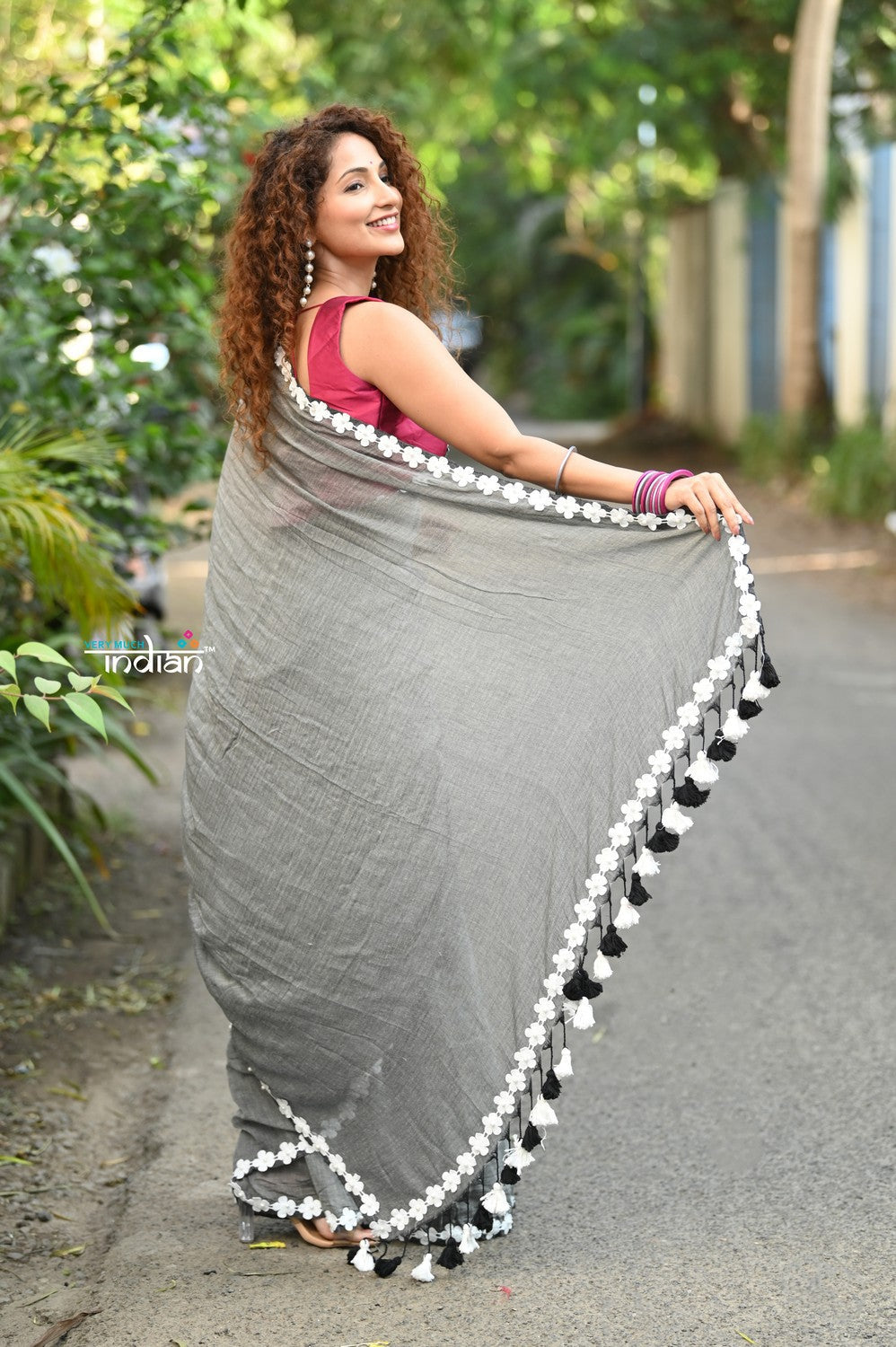 Very Much Indian Taapsee - Designer! Pure Mul Cotton Saree with Sleek Border - Salient Grey | Grocsy